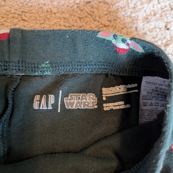 Grogu/Baby Yoda Christmas pajamas - Picture 6 of 6